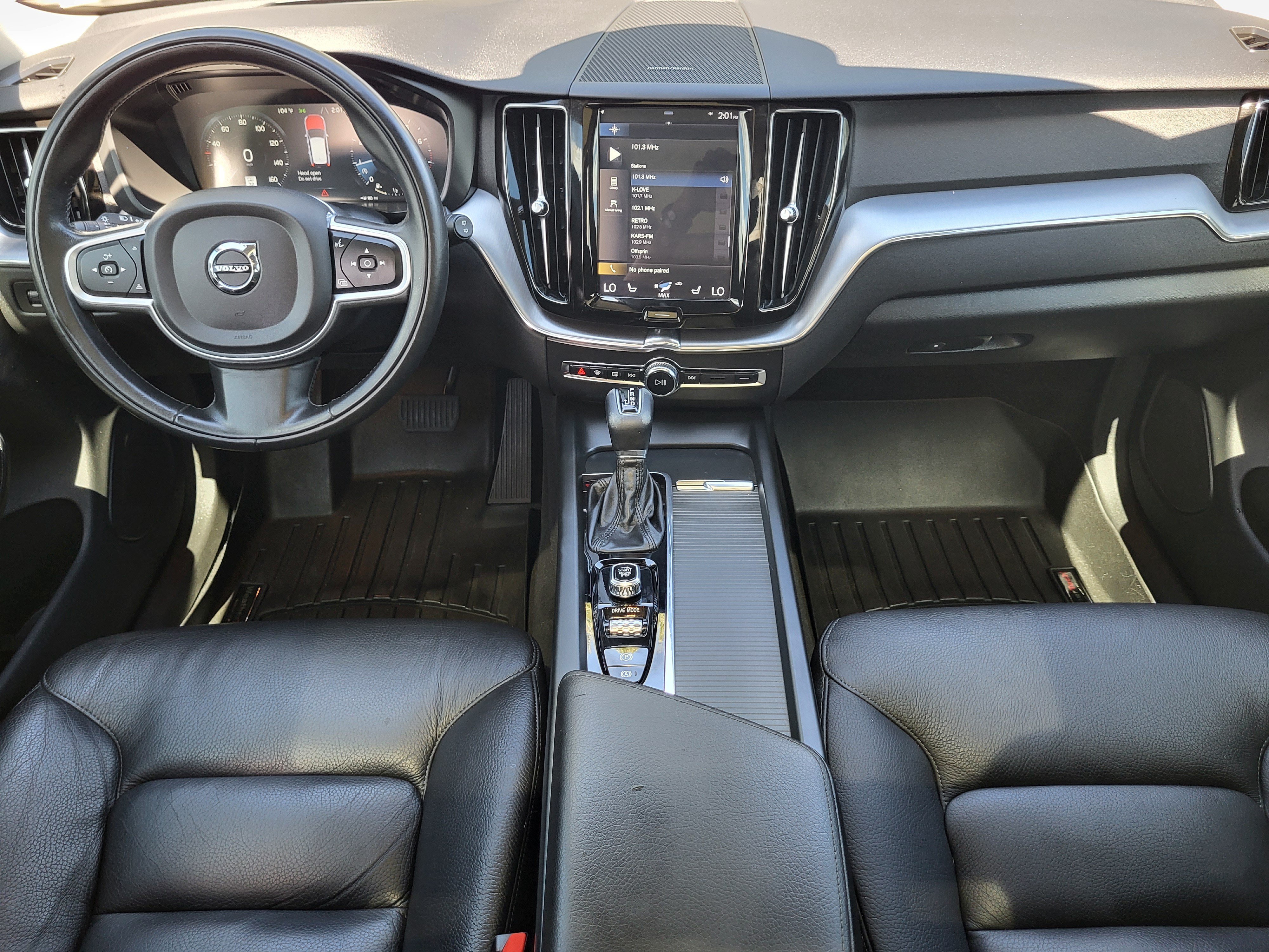 Used 2019 Volvo XC60 T6 Momentum w/ Advanced Package AWD/4WD image 22