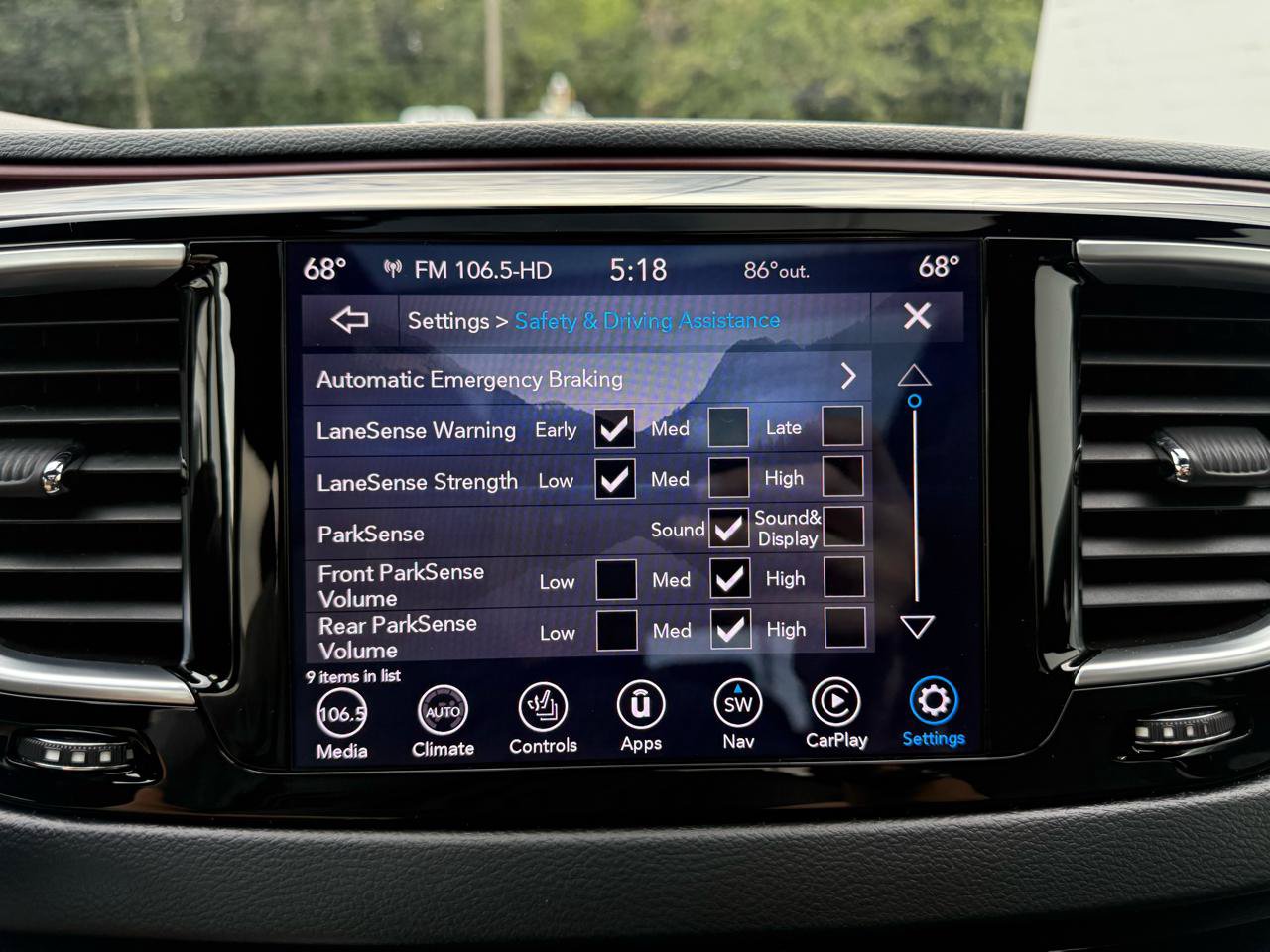 Used 2019 Chrysler Pacifica Touring-L FWD image 19