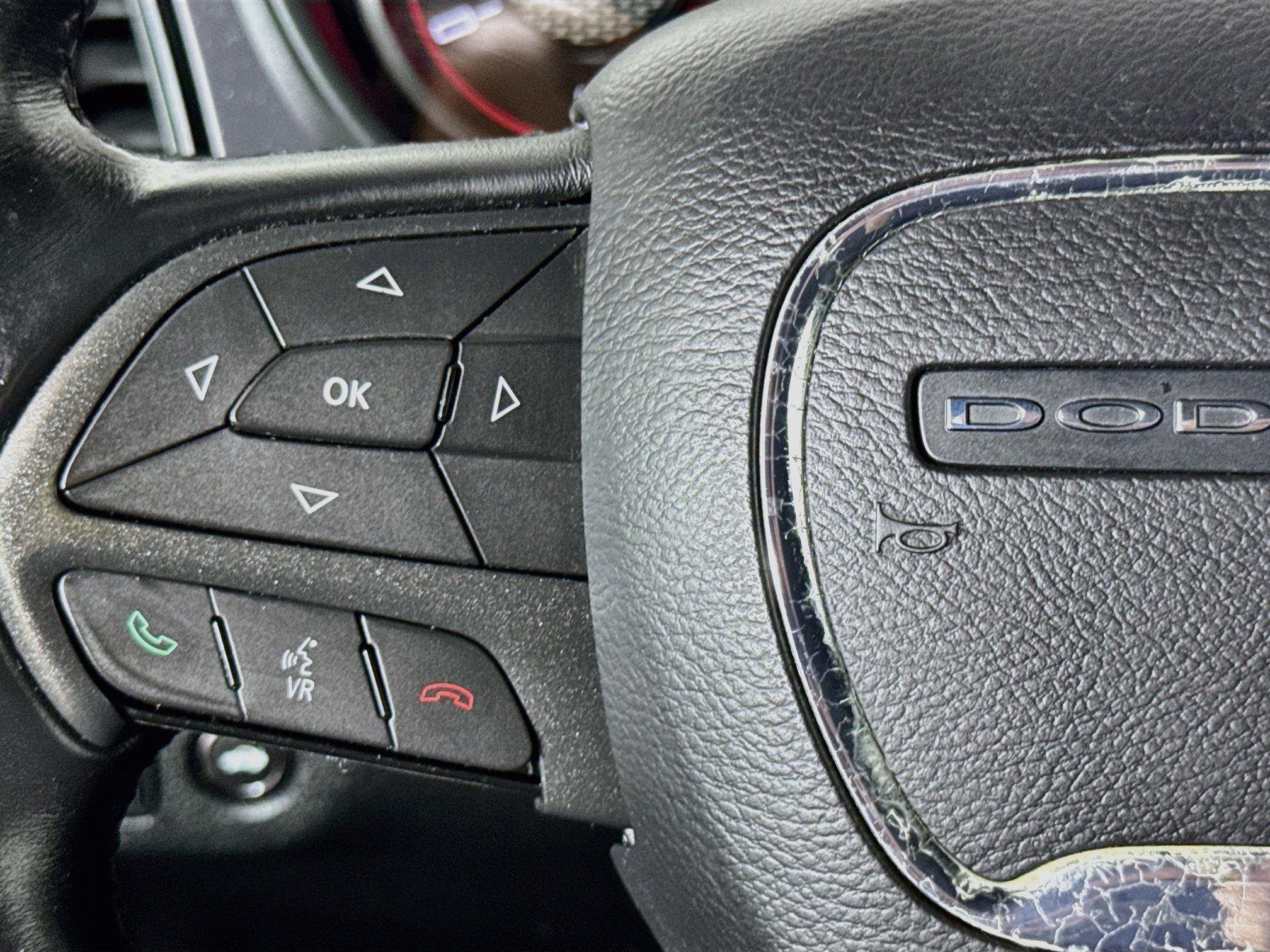 Used 2016 Dodge Challenger SXT RWD image 11