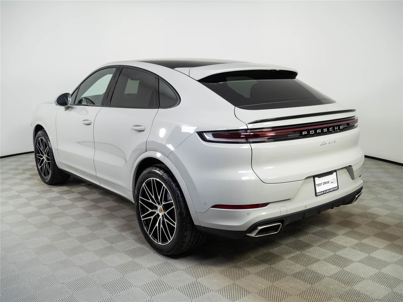 New 2026 Porsche Cayenne Coupe AWD/4WD image 3