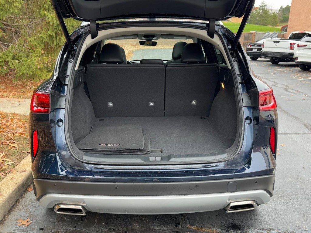 Used 2025 INFINITI QX50 Luxe image 9