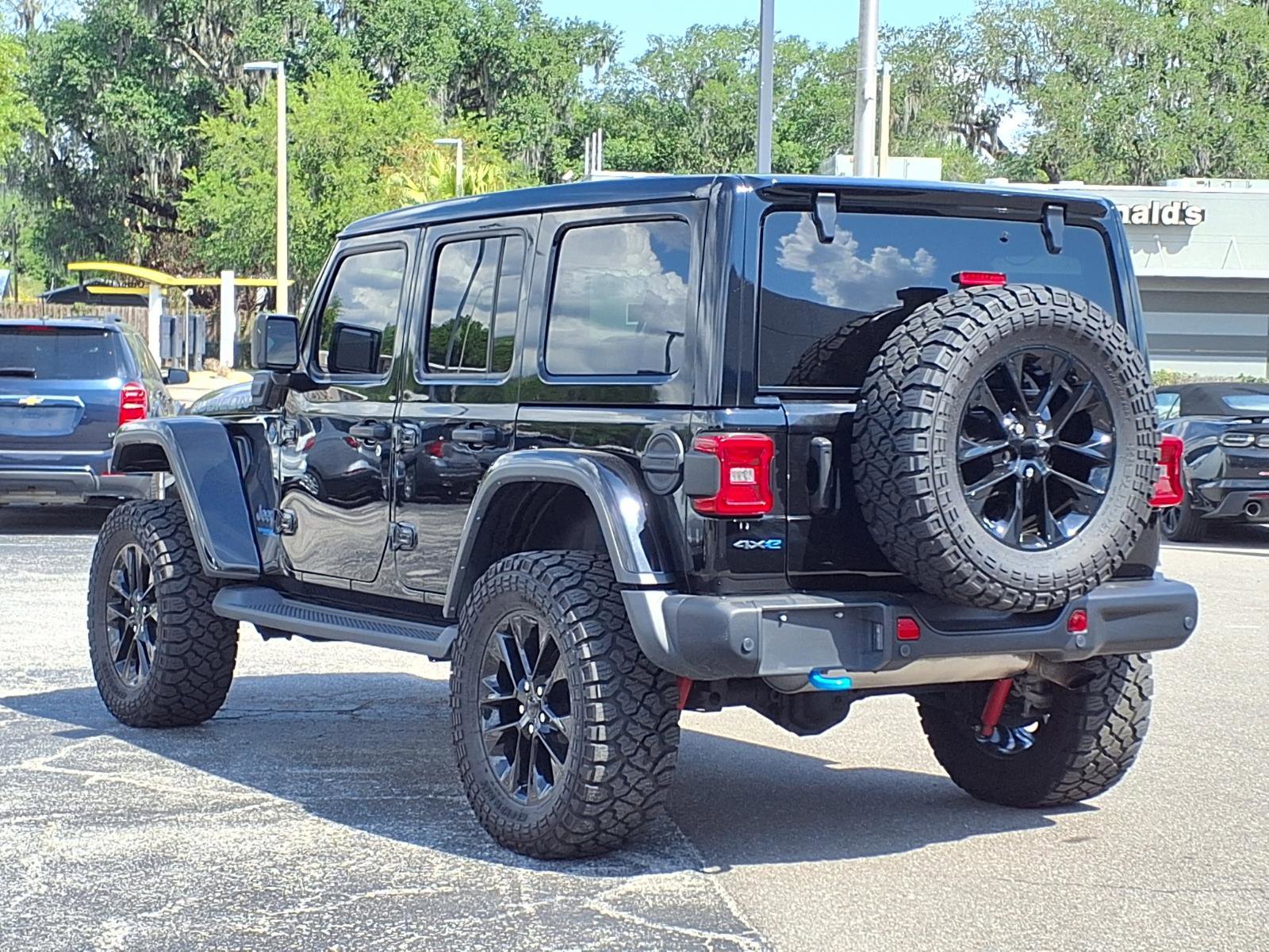 Used 2021 Jeep Wrangler Unlimited Rubicon 4xe w/ Steel Bumper Group image 30