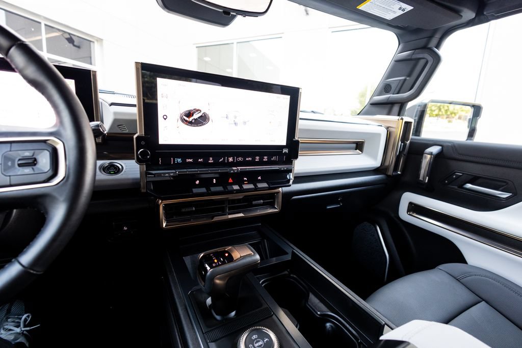 Used 2025 GMC Hummer EV 3X AWD/4WD image 32