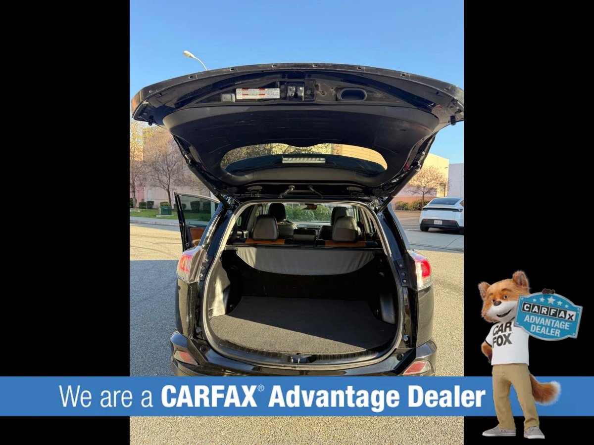Used 2018 Toyota RAV4 Limited FWD image 21