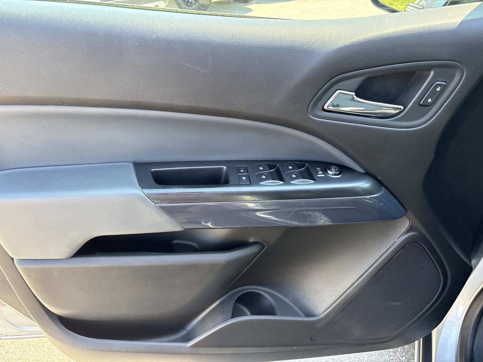 Used 2016 Chevrolet Colorado Z71 RWD image 12