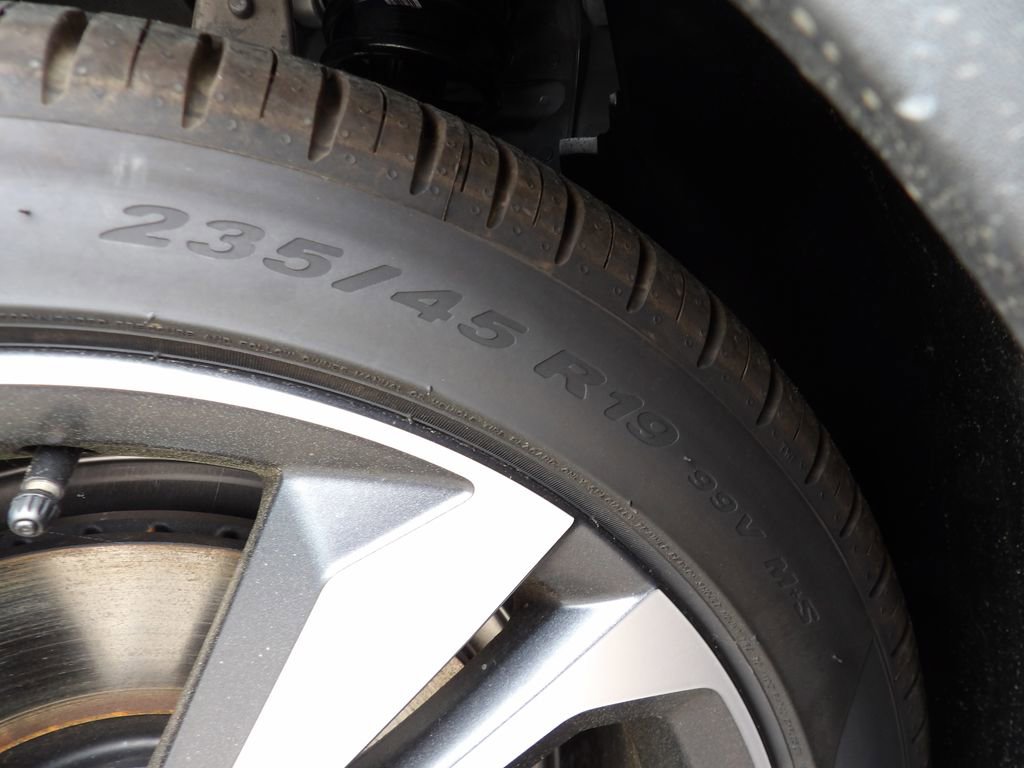 New 2026 Volvo V60 B5 Cross Country Plus w/ Protection Package Premier image 27