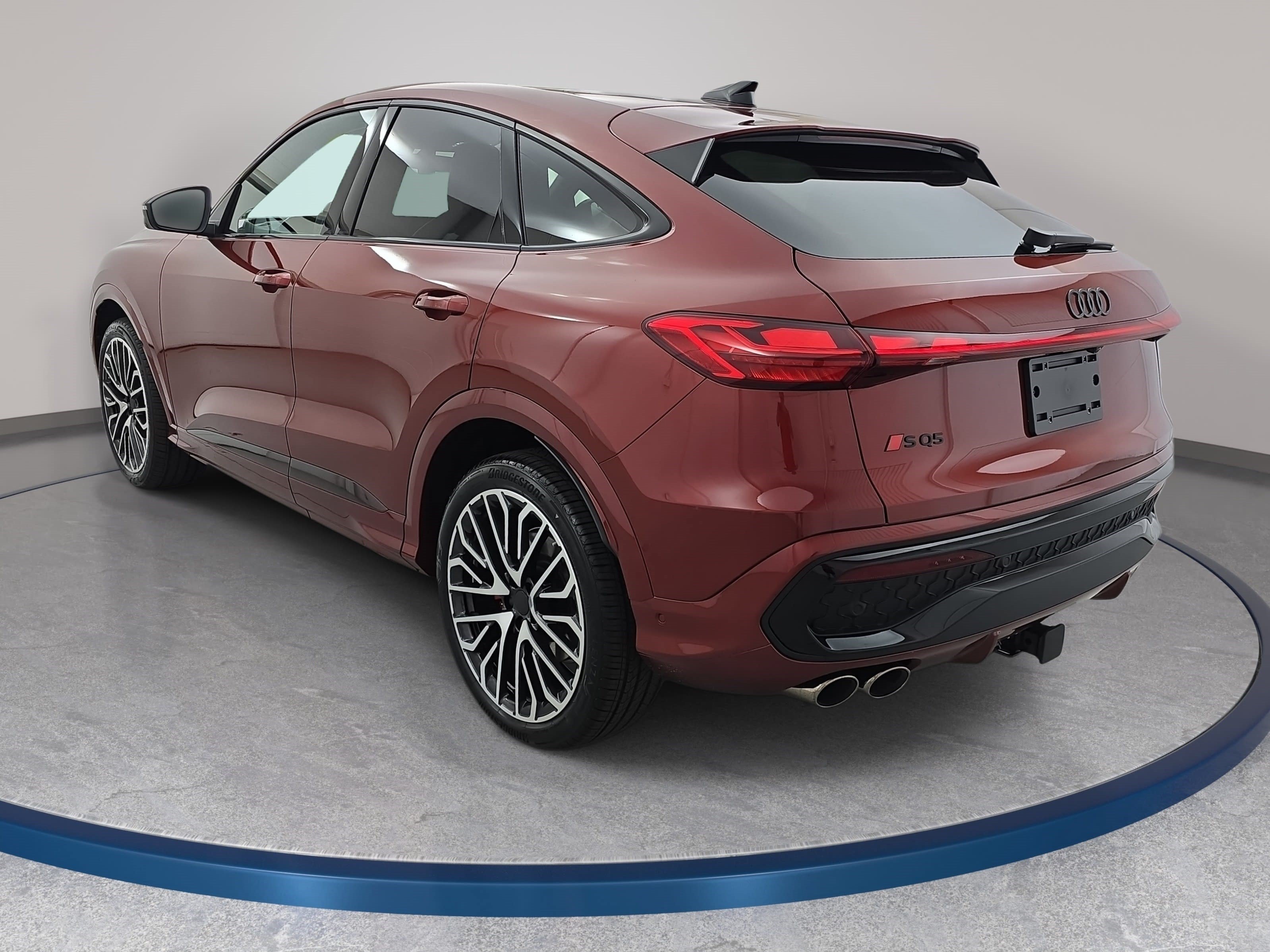 New 2026 Audi SQ5 Prestige AWD/4WD image 7
