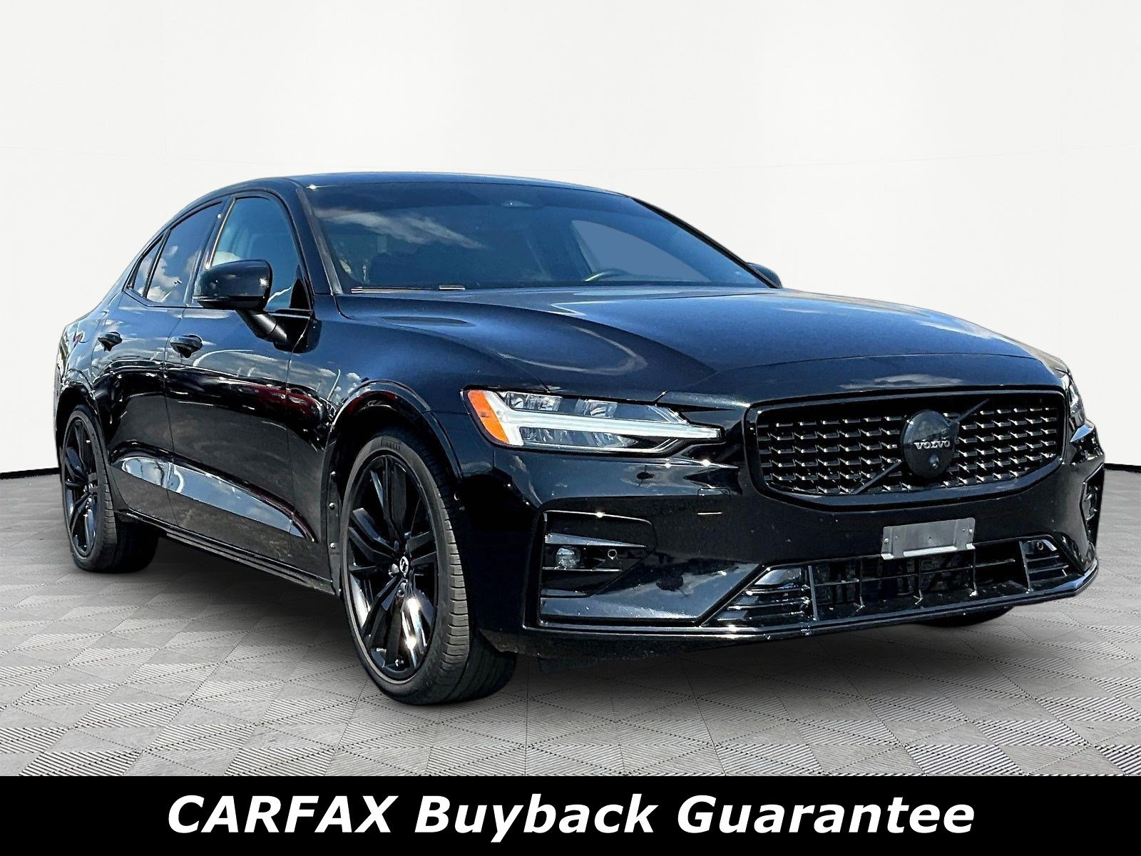 Used 2023 Volvo S60 B5 Plus AWD/4WD image 3