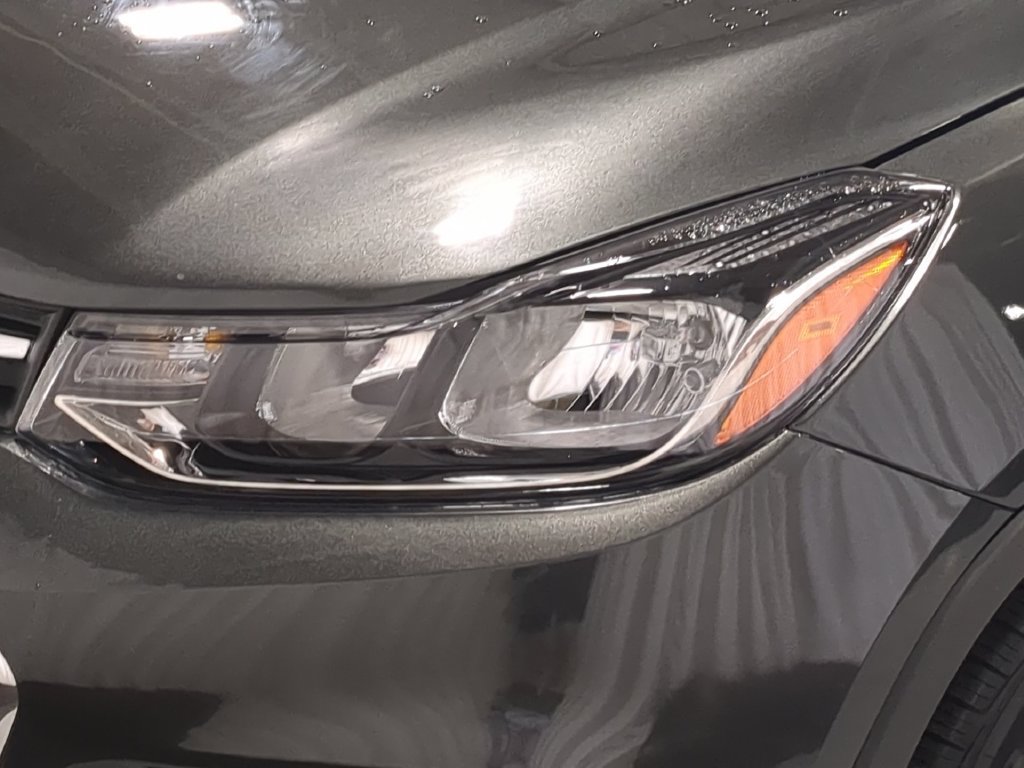 Used 2019 Chevrolet Trax LS w/ Tint and Cruise Package FWD image 14