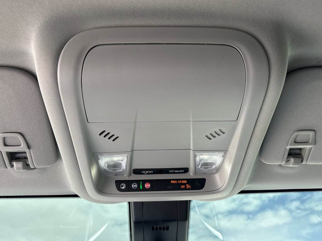 Used 2024 Chevrolet Equinox LS w/ LS Convenience Package FWD image 51