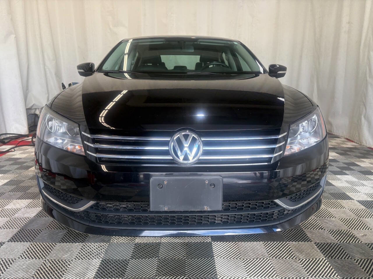 Used 2015 Volkswagen Passat 1.8T Wolfsburg Edition image 4