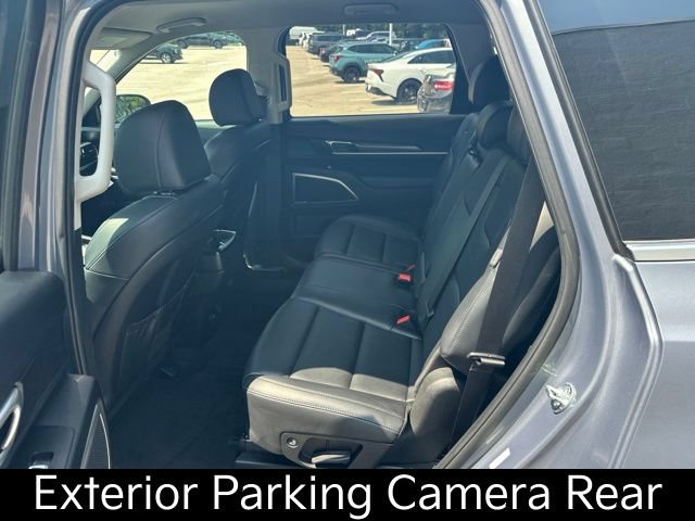 Certified 2024 Kia Telluride LX FWD image 16
