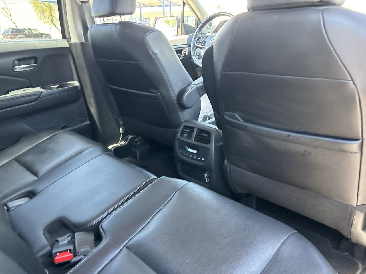 Certified 2022 Honda Pilot Special Edition image 11