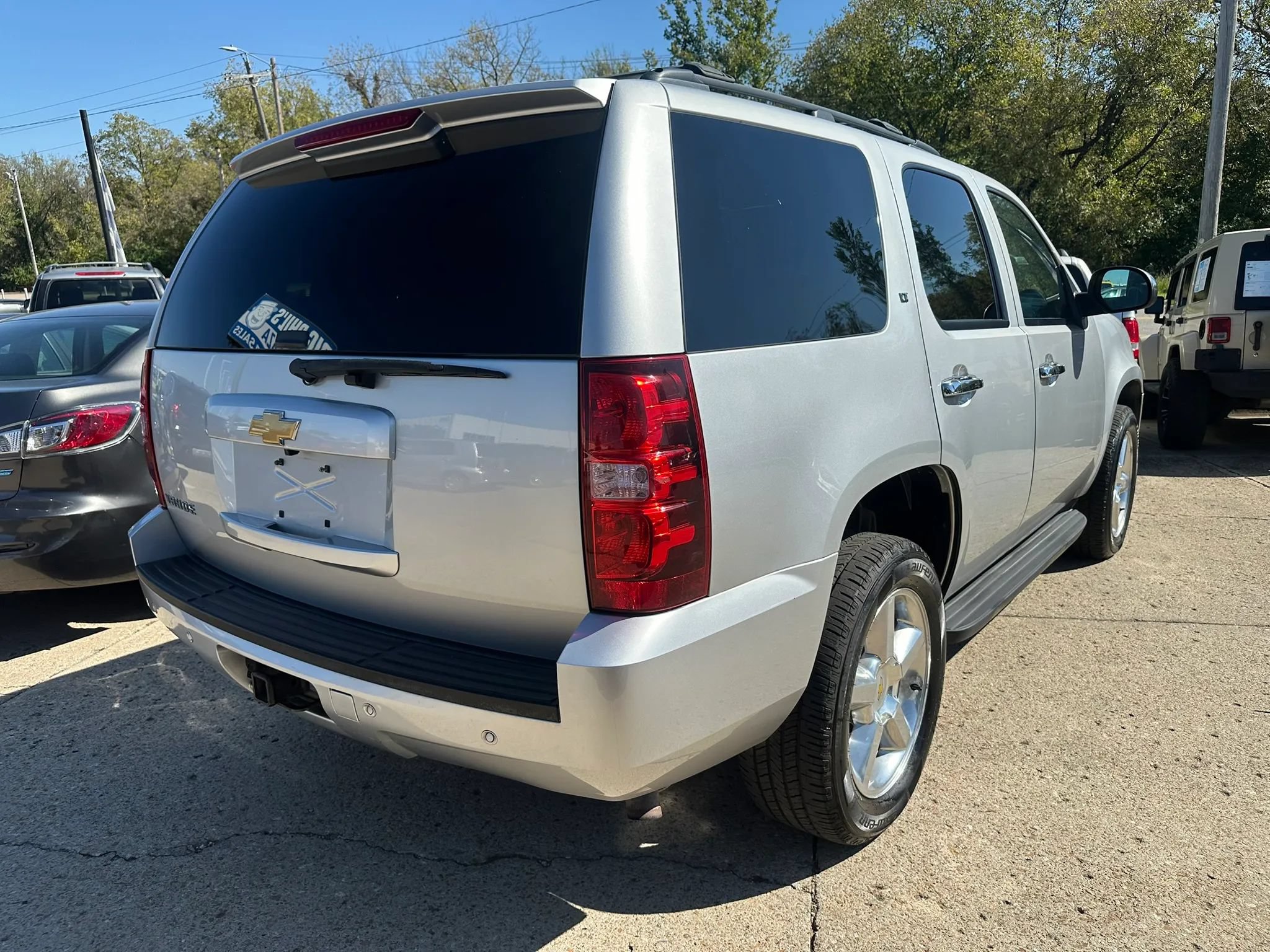 Used 2013 Chevrolet Tahoe LT w/ All-Star Edition AWD/4WD image 3