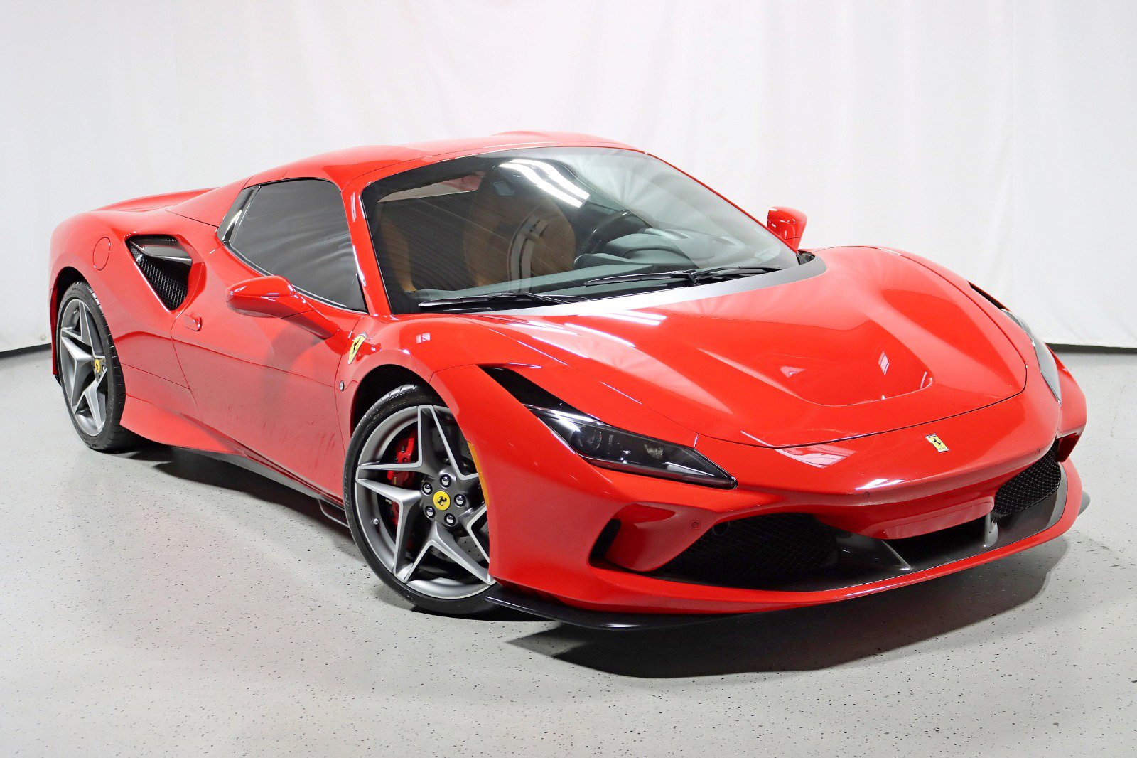 Used 2023 Ferrari F8 Tributo image 2