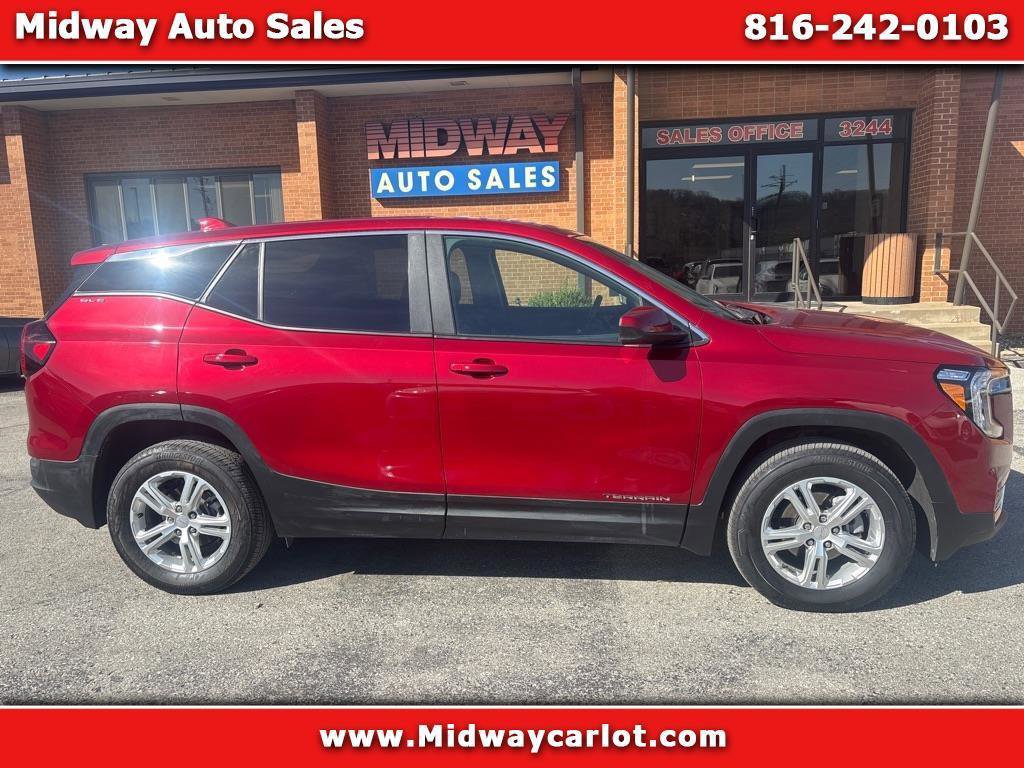 Used 2024 GMC Terrain SLE AWD/4WD image 1