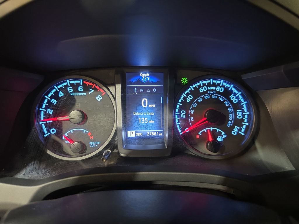 Used 2022 Toyota Tacoma SR w/ SX Package AWD/4WD image 10