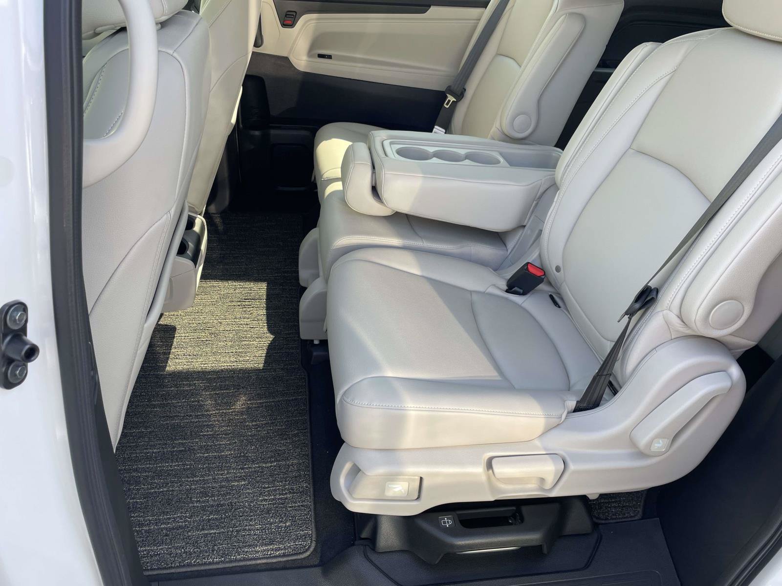 New 2027 Honda Odyssey EX-L image 14