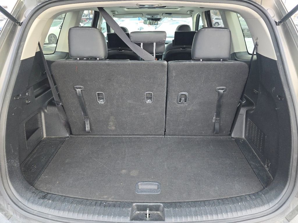 Used 2022 Kia Telluride S image 19