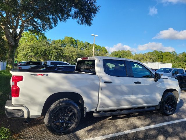 Used 2025 Chevrolet Silverado 1500 Custom w/ Turbomax Blackout Package AWD/4WD image 8
