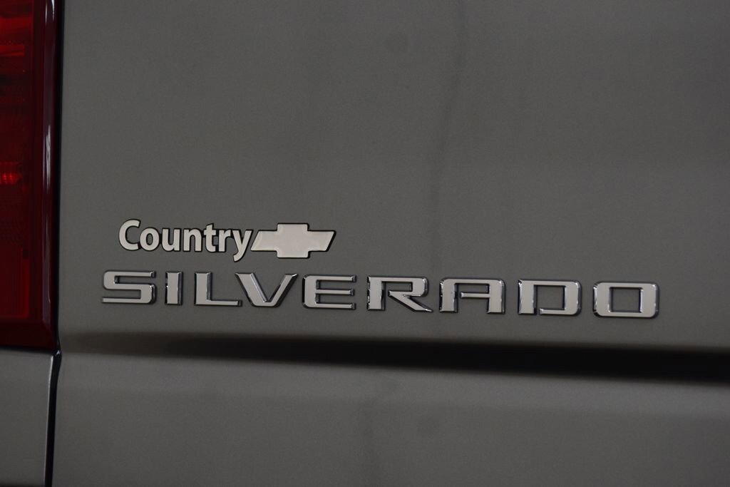 New 2026 Chevrolet Silverado 2500 Custom w/ Custom Value Package AWD/4WD image 26