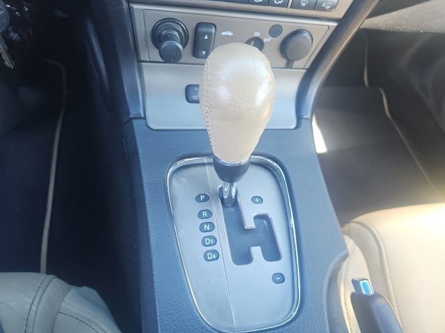 Used 2004 Ford Thunderbird RWD image 29
