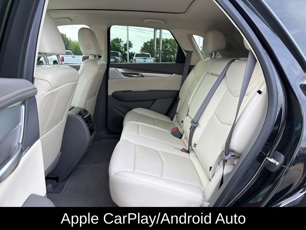 Used 2022 Cadillac XT5 Premium Luxury FWD image 12