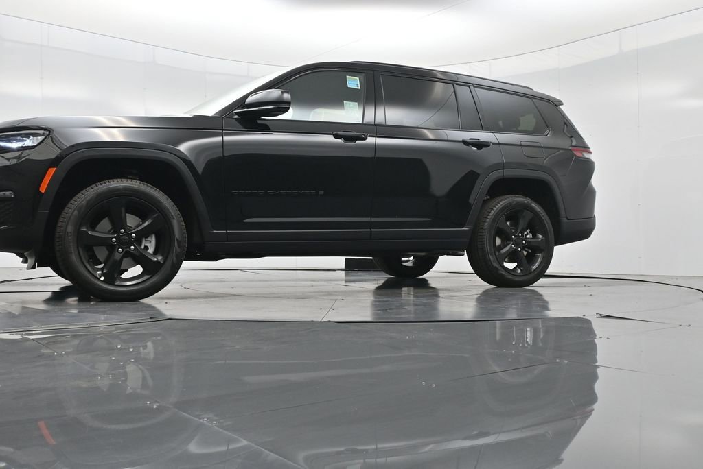 New 2025 Jeep Grand Cherokee L Limited w/ Black Appearance Package image 47