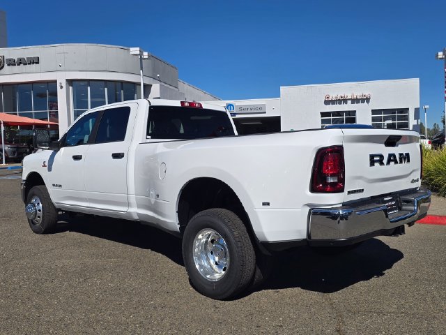New 2027 RAM 3500 Big Horn AWD/4WD image 6