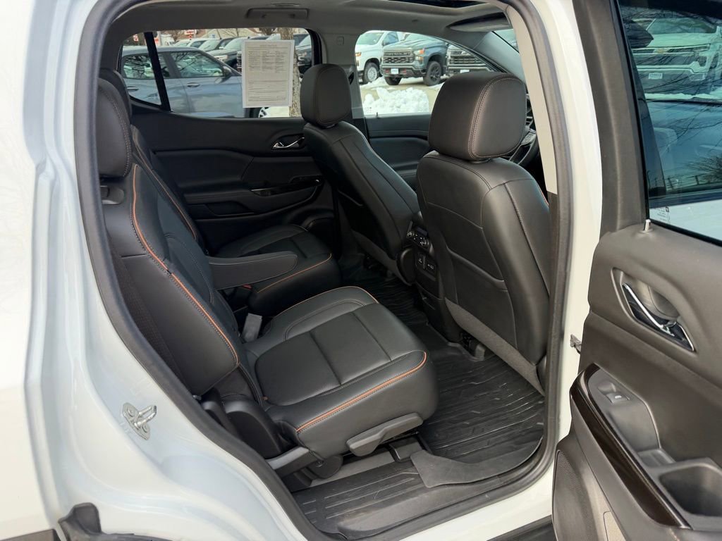 Used 2023 GMC Acadia AT4 w/ Technology Package image 21