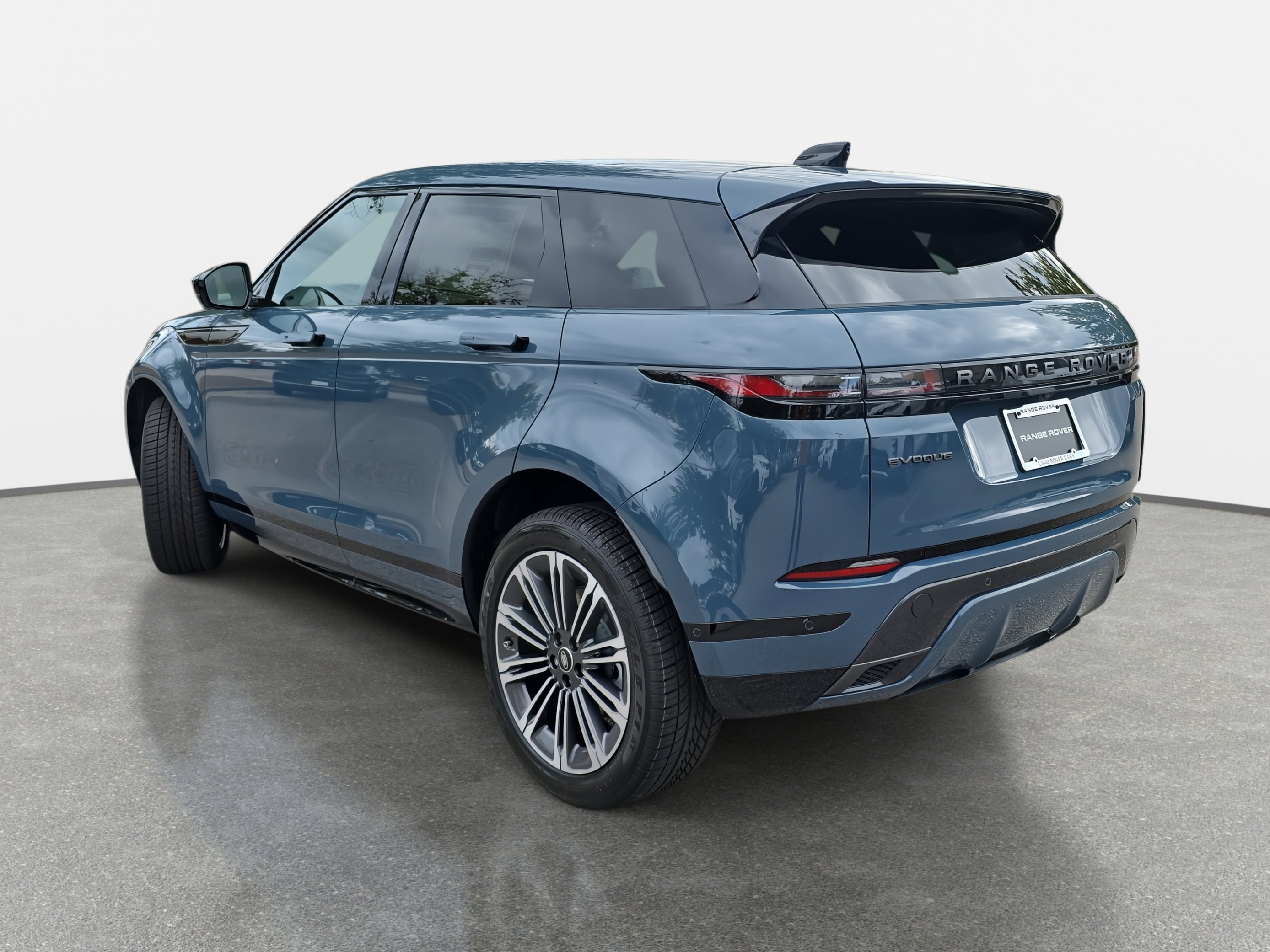 New 2026 Land Rover Range Rover Evoque Dynamic SE image 7
