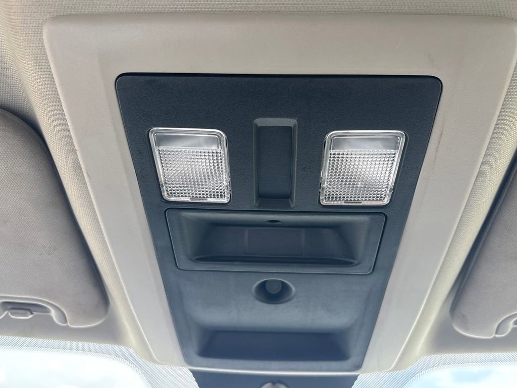 Used 2018 RAM 5500 Tradesman w/ Power & Remote Entry Group RWD image 23