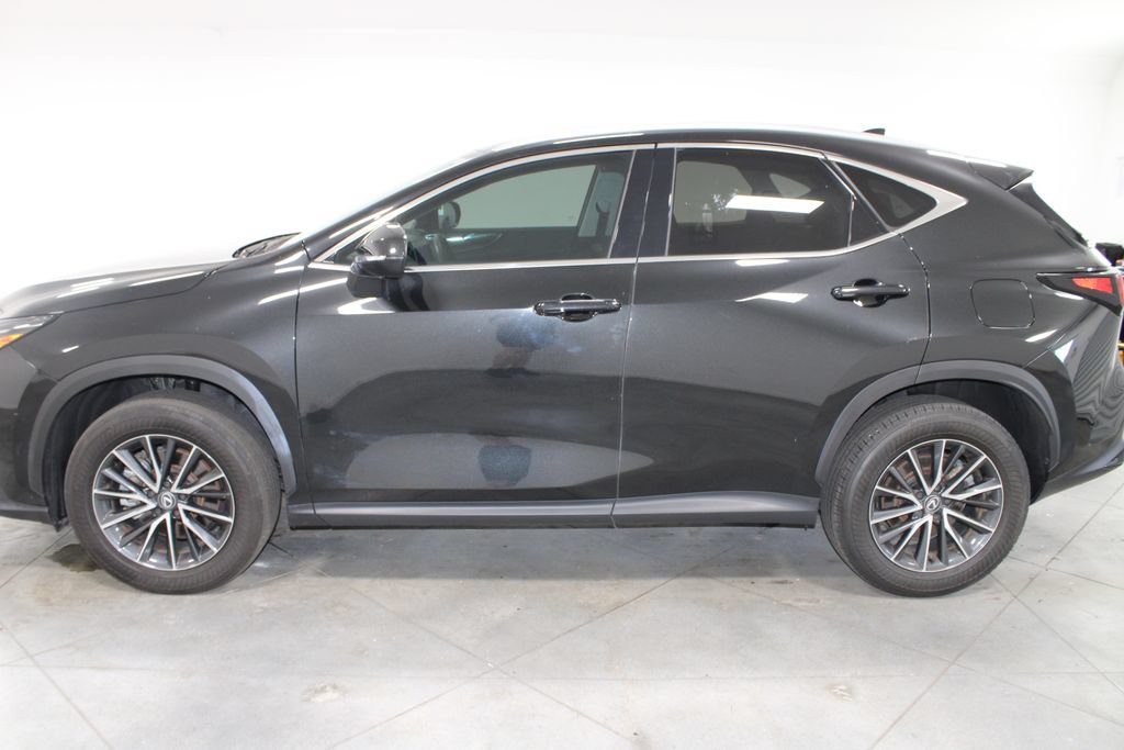 Used 2024 Lexus NX 250 FWD w/ Towing Package (2000 Lbs) image 6