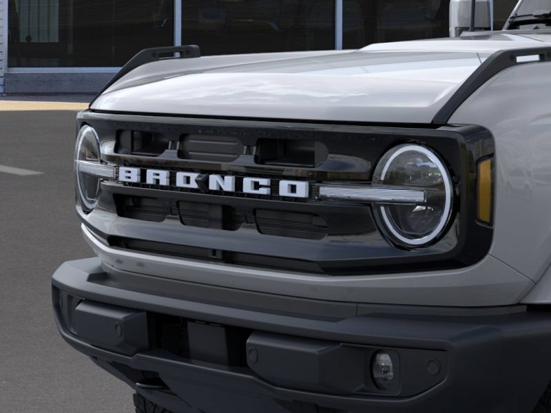 New 2026 Ford Bronco Outer Banks AWD/4WD image 19