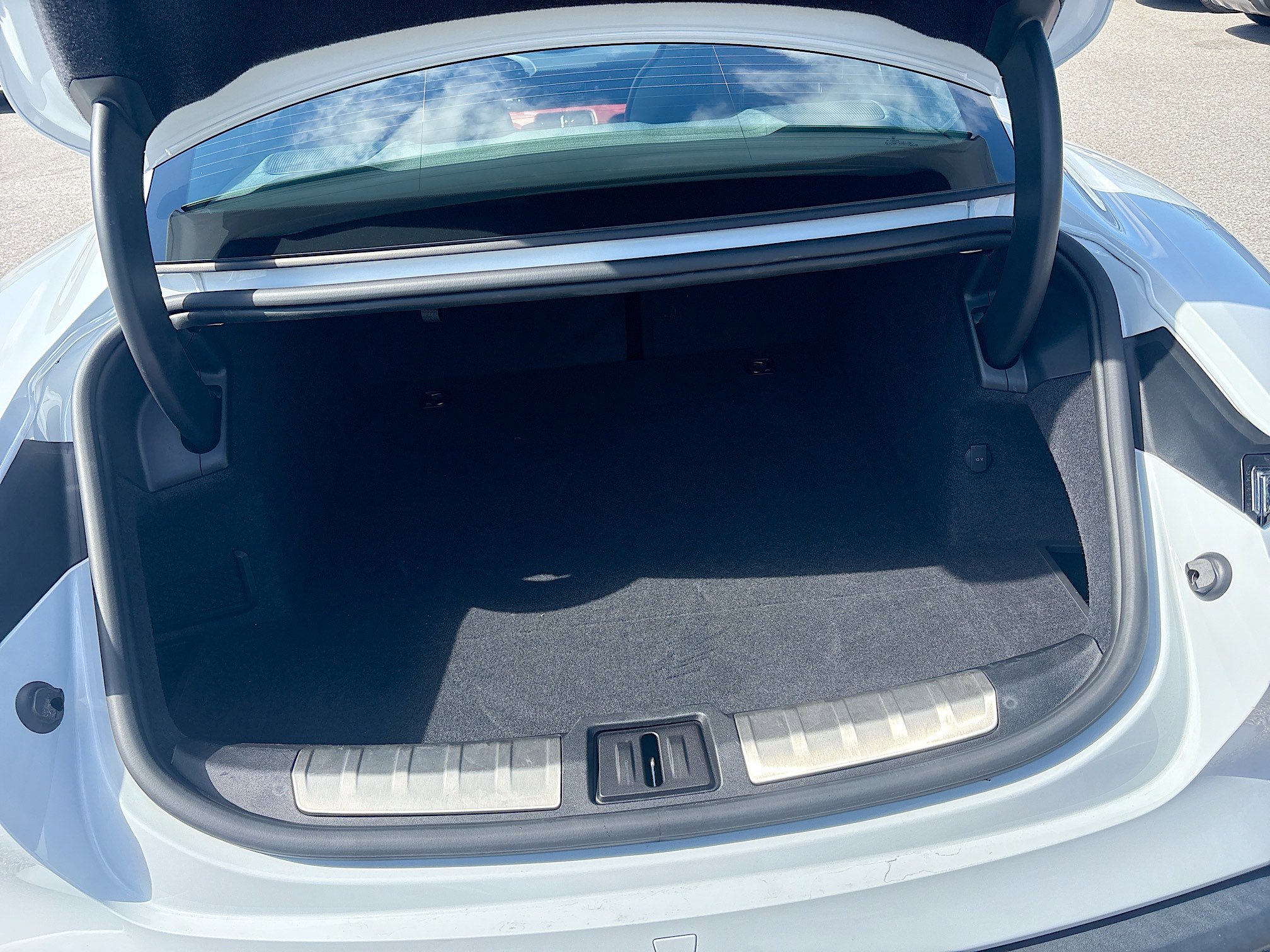 Used 2021 Porsche Taycan 4S image 12