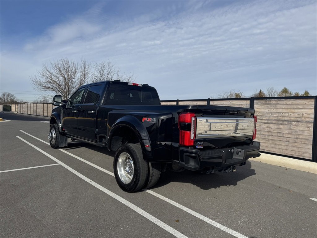 Used 2024 Ford F450 Platinum image 3