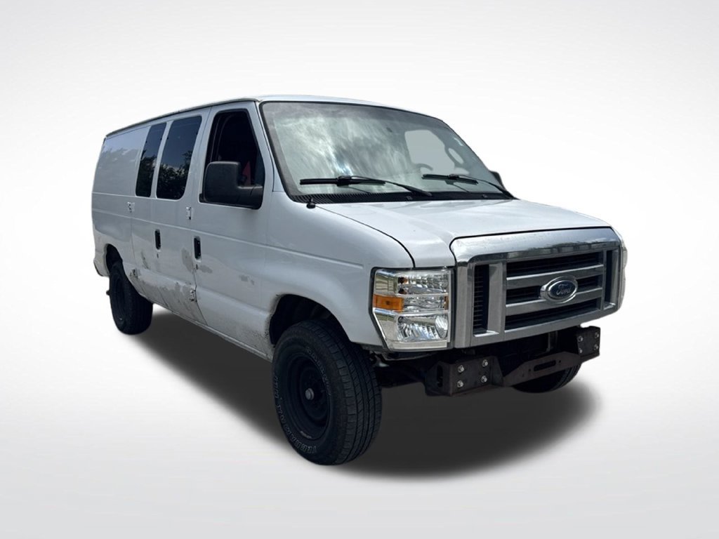Used 2008 Ford E-250 and Econoline 250 RWD image 2