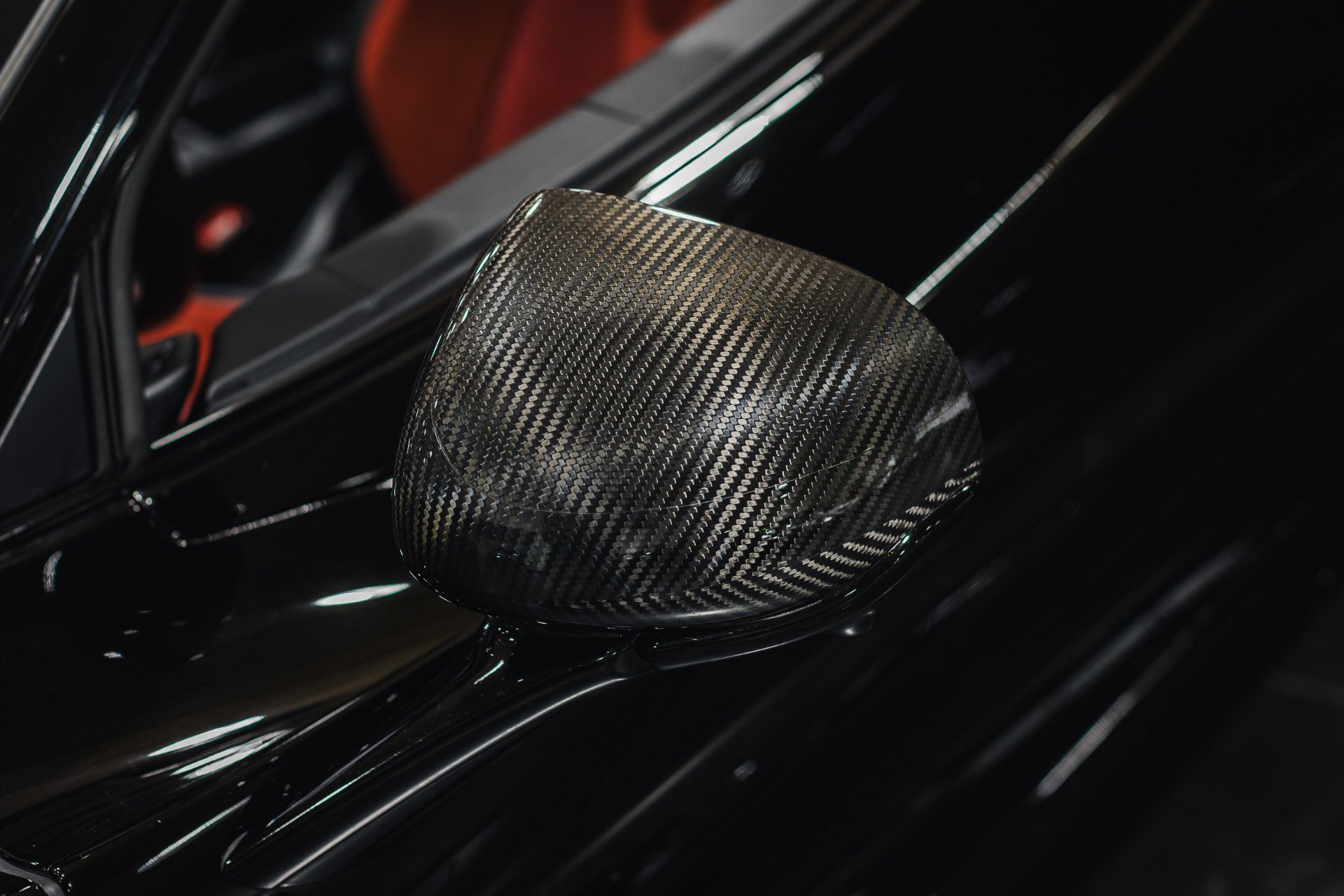 Used 2024 McLaren 750S Spider RWD image 47