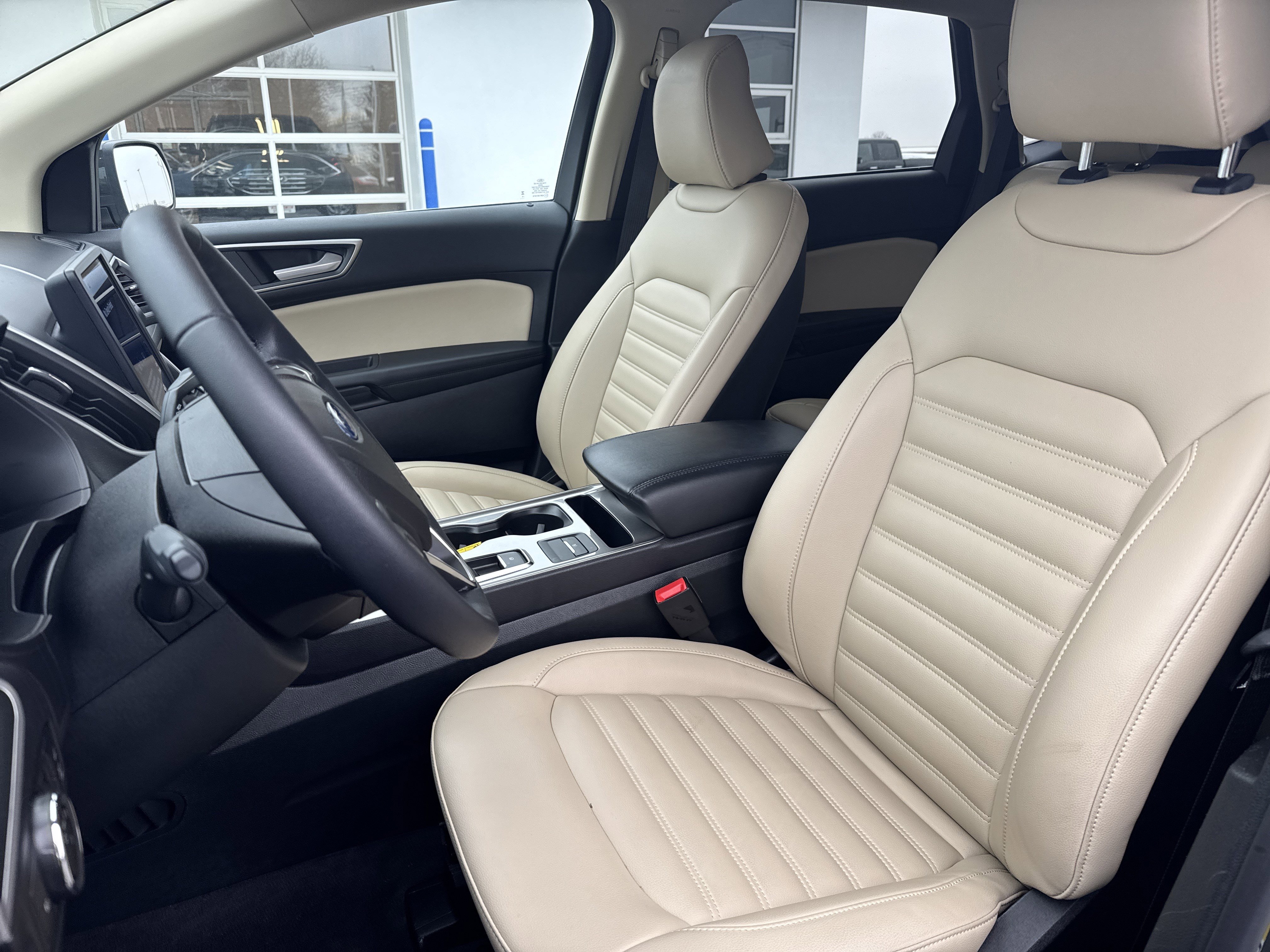 Used 2024 Ford Edge SEL w/ Convenience Package image 22