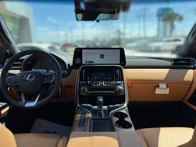 New 2026 Lexus LX 700h Luxury image 14