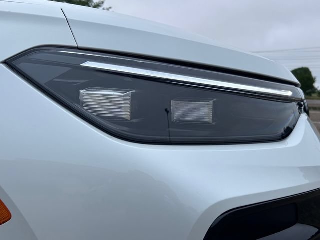 New 2026 Volkswagen Tiguan SE R-Line FWD image 3