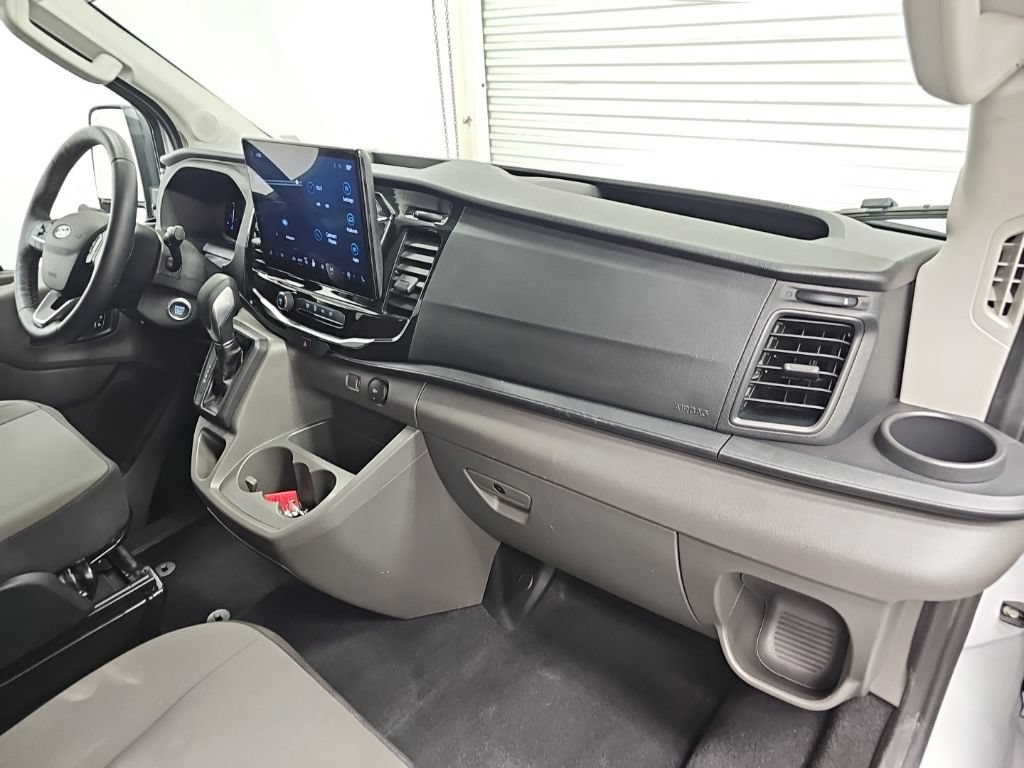 Used 2026 Ford Transit 350 XLT RWD image 31