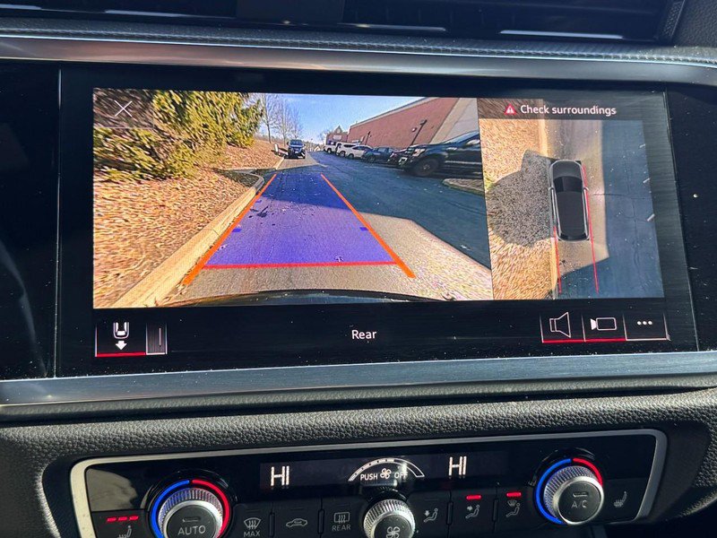 Used 2023 Audi Q3 2.0T Premium Plus w/ Premium Plus Package image 23