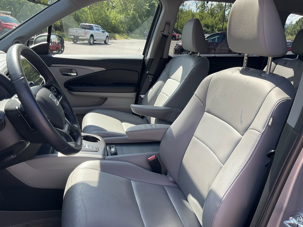 Used 2022 Honda Pilot Special Edition image 16