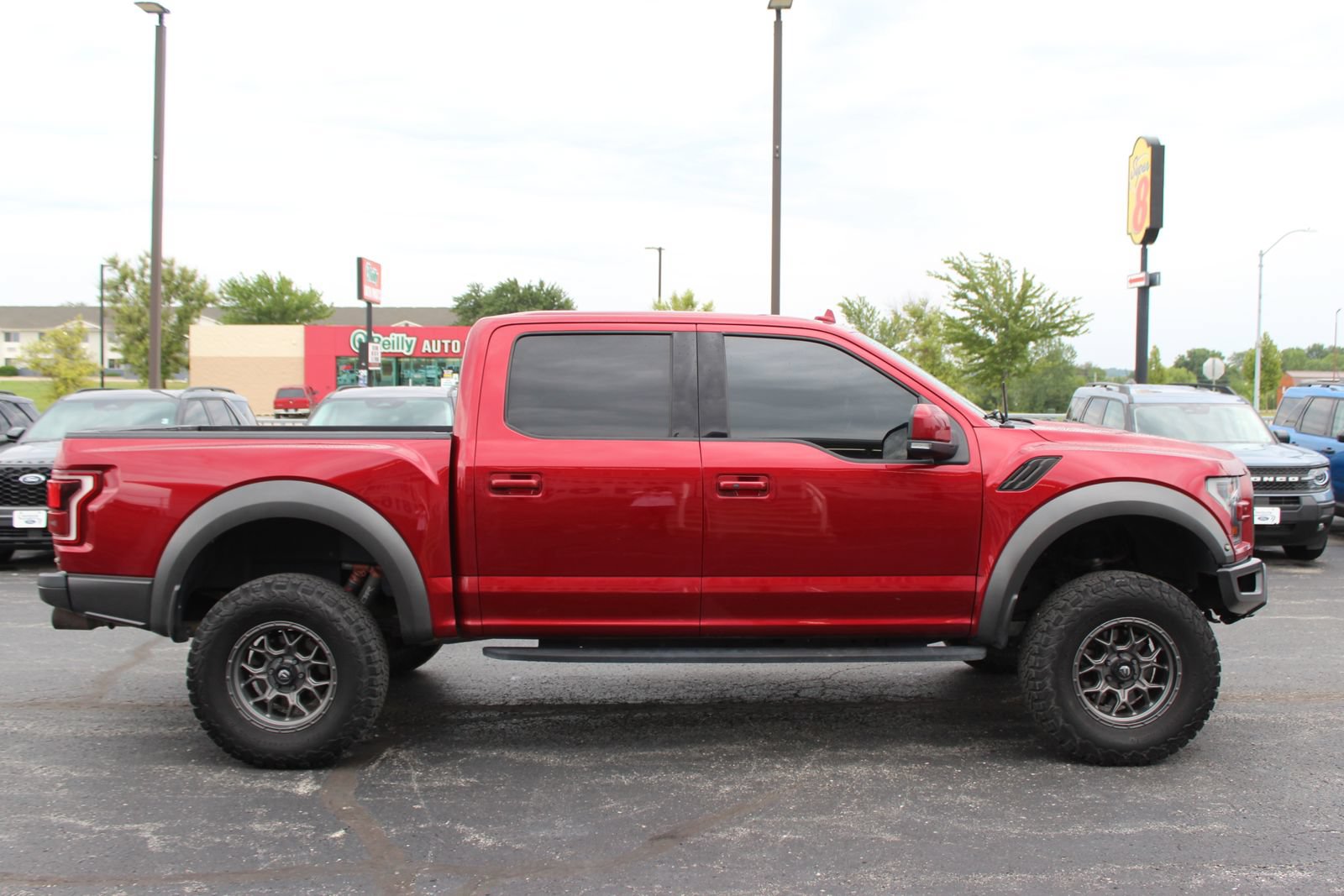 Used 2019 Ford F150 Raptor w/ Equipment Group 802A Luxury AWD/4WD image 6