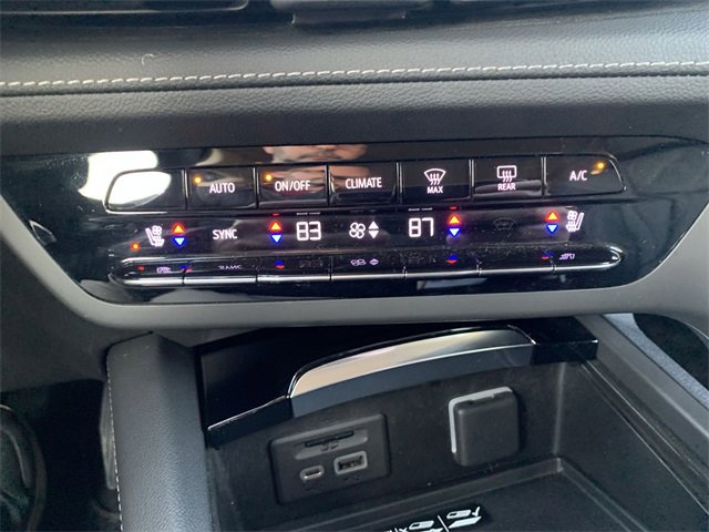 Certified 2023 Buick Envision Avenir image 17