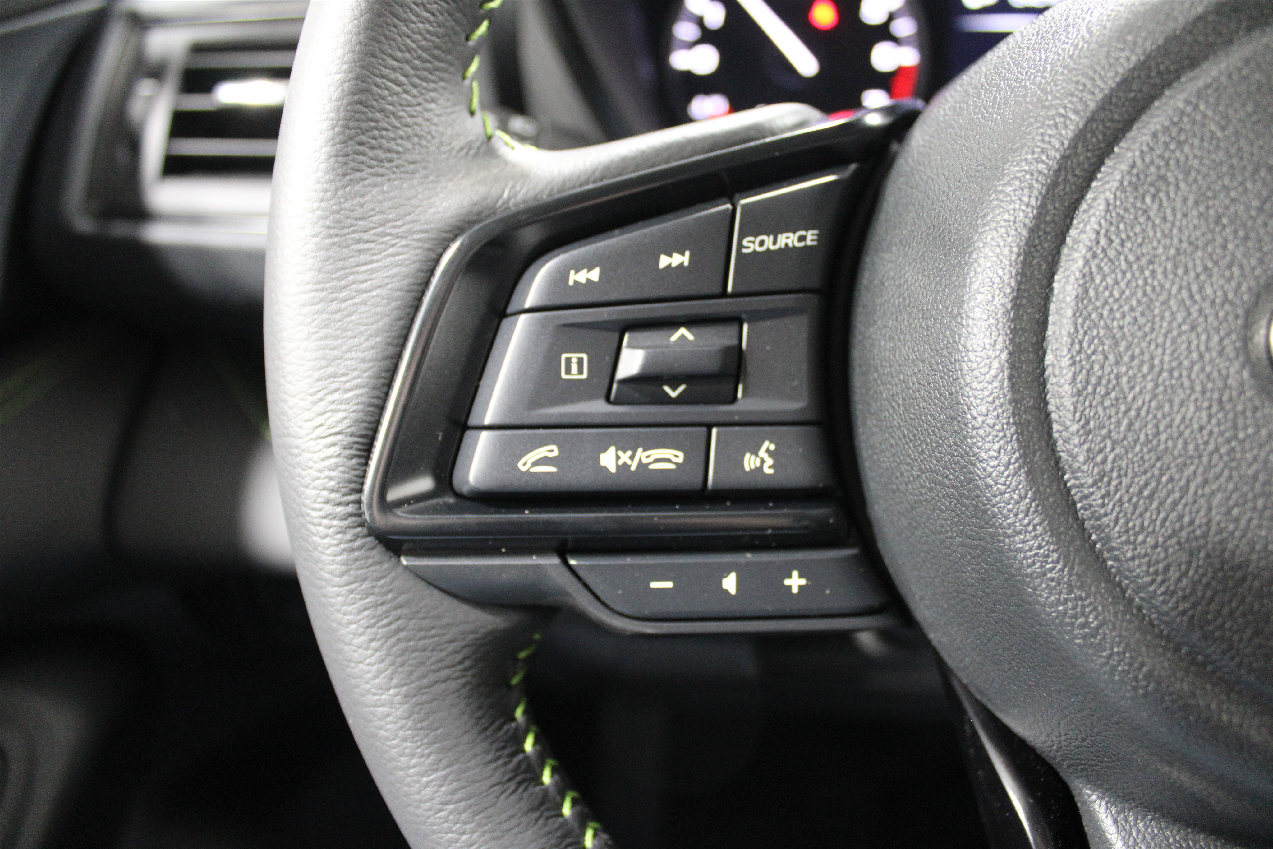 New 2025 Subaru Ascent Onyx Edition image 10