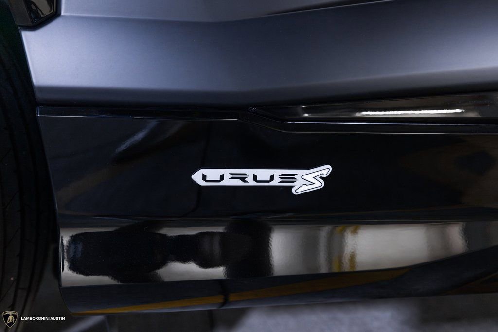 Used 2024 Lamborghini Urus S AWD/4WD image 16