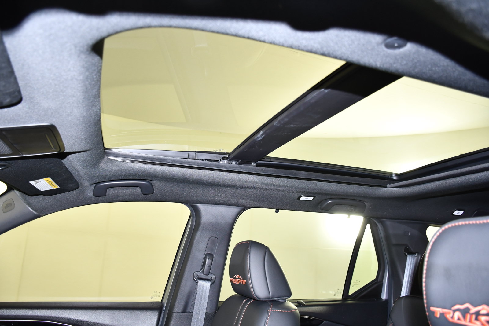 Used 2025 Honda Pilot TrailSport image 41