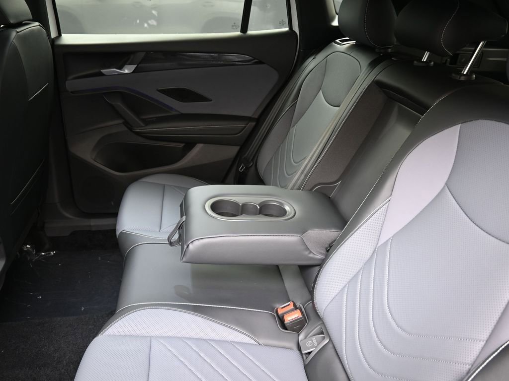 New 2026 Volkswagen Tiguan SE R-Line image 20